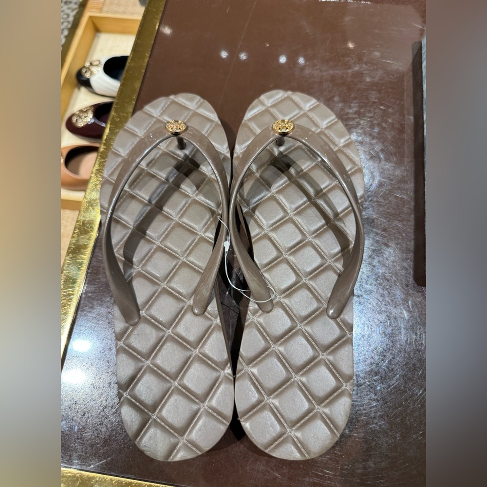 Tory Burch Willa Platform Casual Flip Flop Sandal